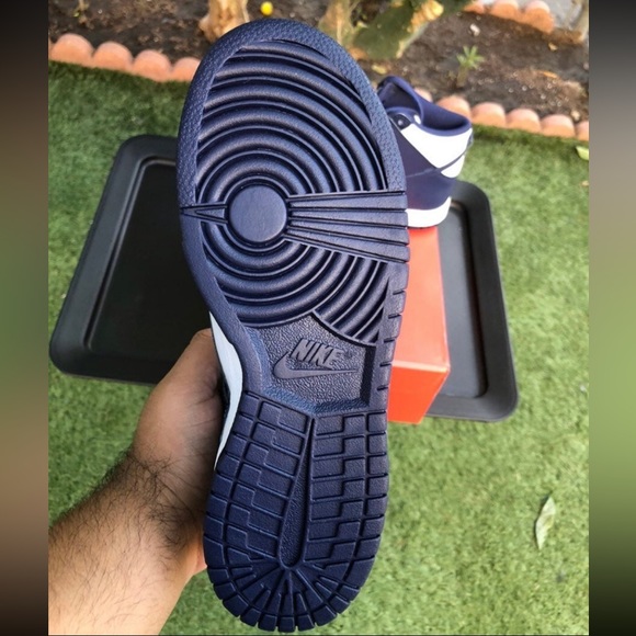 Nike Dunk High “Championship Navy” Size 6.5Y / 8 Women - Picture 9 of 10